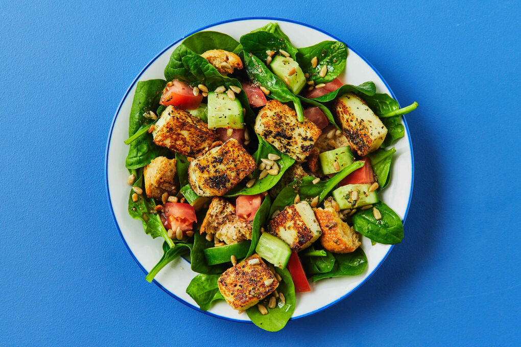 Low-Cal Mediterranean Haloumi Salad